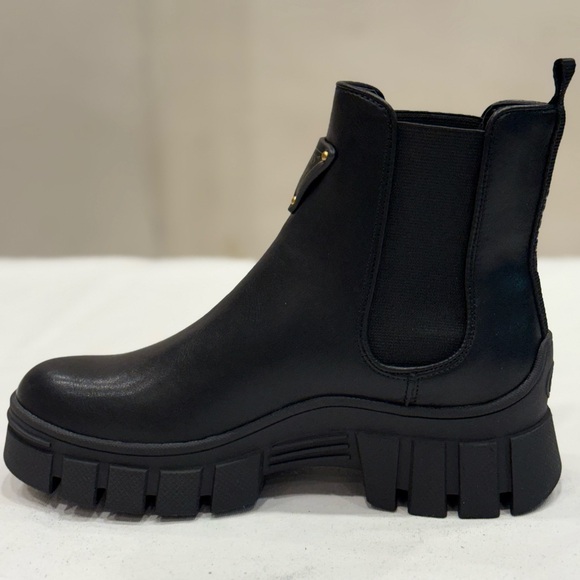Guess Women's Boots Hestia Color Black - Picture 2 of 12
